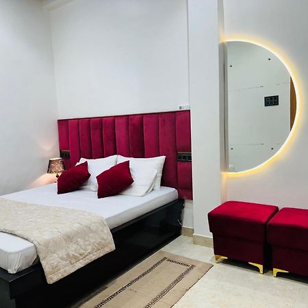 Aura Homestay Varanasi Eksteriør billede